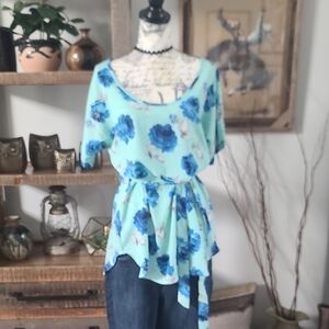 Poema Mint Floral Tie-Waist Scoop Neck Tunic